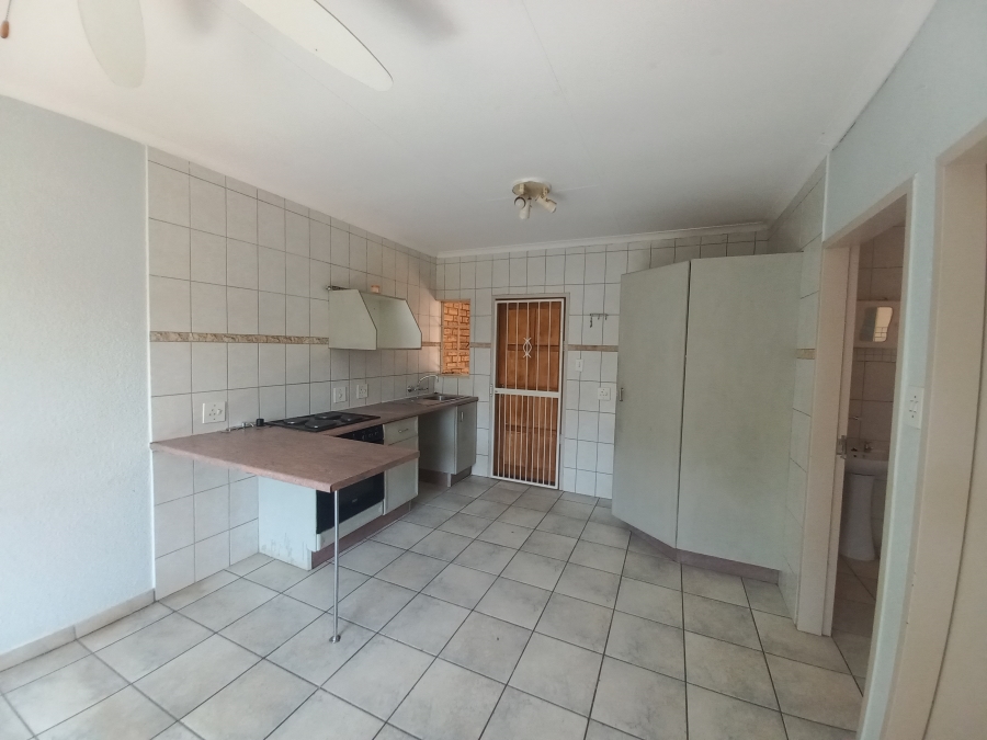 2 Bedroom Property for Sale in Safari Gardens North West